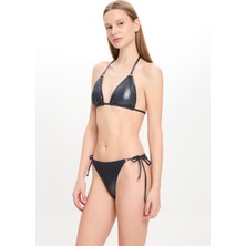 Kadın Deri Görünümlü Küçük Üçgen Bikini Takımı 25SW027ST