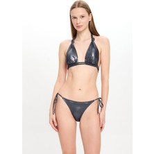 Kadın Deri Görünümlü Çift Spagettili Geniş Üçgen Bikini Takımı 25SW019ST
