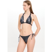 Kadın Deri Görünümlü Çift Spagettili Geniş Üçgen Bikini Takımı 25SW019ST
