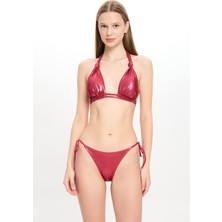 Kadın Deri Görünümlü Çift Spagettili Geniş Üçgen Bikini Takımı 25SW019ST