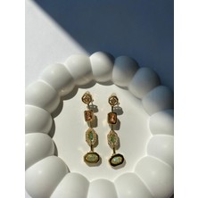 Sallantılı Pirinç Renkli Taşlı Gold Küpe