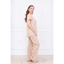 Kadın Kahve Desenli Pijama Takımı Bej