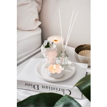 Lalezen Home Elite 4lü Set Çiçekli Kız + Çiçekli Mumluk + 50ML Japon Kirazı Koku + Yuvarlak Tepsi 1 Adet