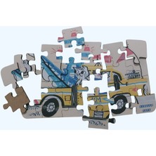 Tow Truck - Çekici / Small Puzzle 3-7 Yaş 24 Parça