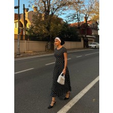 Deridün Yıldız Shoes Kadın Kısa Kollu Bisiklet Yaka Puantiyeli Maksi Örme Krep Elbise
