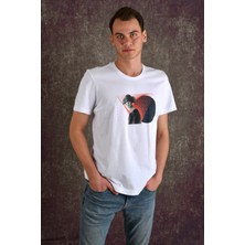 Staring Woman Erkek Baskılı T-Shirt