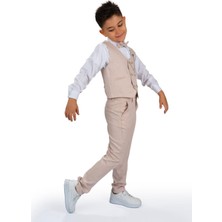 Erkek Çocuk Keten Görünümlü Taş Renkli Yelekli Pantolon Takım - Papyon ve Zincir Aksesuarlı