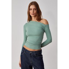 SISSI Kadin Organik Pamuklu Asimetrik Yaka Likralı Esnek Kumaşlı Yeşil Bluz
