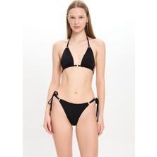 Kadın Siyah Küçük Üçgen Bikini Takımı 25SW029ST