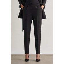 Mizalle Tek Pile Siyah Krep Klasik Pantolon