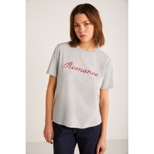 Grimelange Elestren Kadın Oversize Kısa Kollu Önü Kırmızı Yazi Detaylı Gri T-shirt
