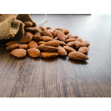 Zehre 3'lü Avantaj Paketi 250 gr Çiğ Badem İçi + 250 gr Çiğ Fındık İçi + 250 gr Ceviz İçi
