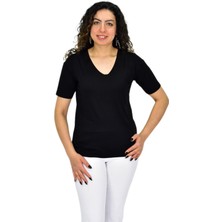 Kadın Yarım Kol V Yaka Likralı Tişöt  BGL-ST04651