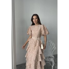 Arben Boutique Bej Kat Kat Balon Kollu Kemerli Elbise