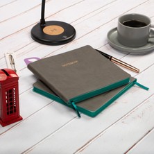 16,5X16,5 cm Füme Yumuşak Deri Kapak Noktalı Tarihsiz Dikişli Defter