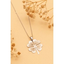 Kadın Gümüş Kolye - 4 Yapraklı Yonca Motifli Beyaz Renk • Işıklı Kutuda • Sevgiliye • Eşe