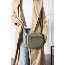 Kadın 5 Gözlü  Omuz Çantası