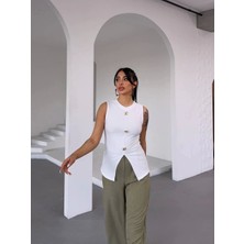 Kadın Beyaz Bisiklet Yaka Gold Düğmeli Ottoman Bluz S2310