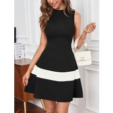 Arben Boutique Kadın Sıfır Kol Yarı Balıkçı Yaka Şerit Detaylı Ithal Krep Elbise