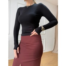 Siyah Parmak Geçirmeli Bluz