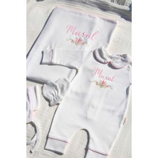 Kız Bebek Çiçekli Isimli Hastane Çıkışı 4'lü Set | Nakışlı %100 Pamuk Tulum Battaniye Şapka Eldiven