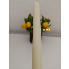 Qosrix 4'lü Açık Krem Şamdan Soya Mumu Soya Doğal Pudra Kokulu Uzun Çubuk Konik Mum Dekoratif