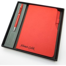 Signator® Codex | N166 Kişiye Özel Defterli Set - Isme Özel Kırmızı Kalem + Isme Özel Kırmızı Defter | Isme Özel Kutusunda Hediyelik Set