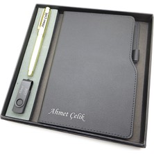 Signator® Codex | N356 Kişiye Özel Defterli Set - Isme Özel Gold Kalem + Isme Özel Siyah Defter + Isme Özel 32 GB USB Bellek | Isme Özel Kutusunda Hediyelik Set
