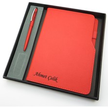 Signator® Codex | N239 Kişiye Özel Defterli Set - Scrikss Isme Özel Kırmızı Kalem + Isme Özel Kırmızı Defter | Isme Özel Kutusunda Hediyelik Set