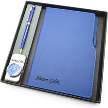 Signator® Codex | N159 Kişiye Özel Defterli Set - Isme Özel Mavi Kalem + Isme Özel Mavi Defter + Isme Özel Gümüş Çakmak | Isme Özel Kutusunda Hediyelik Set
