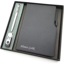 Signator® Codex | N238 Kişiye Özel Defterli Set - Scrikss Isme Özel Gümüş Kalem + Isme Özel Siyah Defter + Isme Özel 32 GB USB Bellek | Isme Özel Kutusunda Hediyelik Set