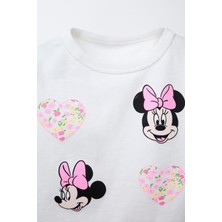 Kız Çocuk Pamuklu Beyaz Minnie Mouse Desenli Takım - Kalpli Çiçekli Şortlu
