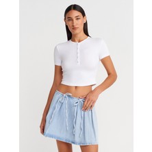 31647 Düğme Detaylı Crop Top-Beyaz