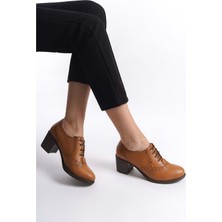 Kadın Hakiki Deri Bağcıklı Klasik Topuklu Ayakkabı - Taba