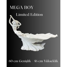 Fu Glowıs Mega Boy Dans Eden Tanrıça Figüründe Dekoratif Mum – Kokulu | Özel Seri