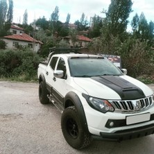 Mitsubishi L200 & Fiat Fullback Uyumlu Çamurluk Seti (4.5 Cm)