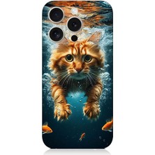 Apple iPhone 16 Pro Max Uyumlu Suda Yüzen Kedi  Desenli Silikon Kılıf