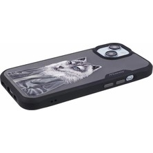 iPhone 15 Uyumlu 3D Kıyafet Kurt Detaylı Nakış İşlemeli Kabartmalı Fashion Pet Kılıf