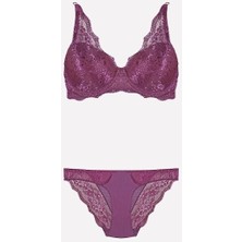 Desteksiz Dantelli Sütyen Takım