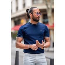Yaka Detaylı Özel Tasarım Erkek Tshirt