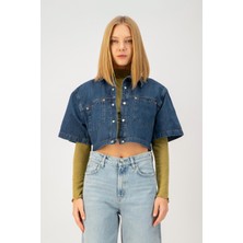 Oversize Crop Fit Sedef Çıtçıtlı Orta Indigo Kadın Jean Ceket
