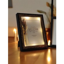 Valens LED Işıklı Çerçeve-Resim Çerçevesi-Çiçekli Çerçeve - Fotoğraf Çerçevesi -Hediyelik Eşya - Hediye - Sevgililer Günü Hediyesi - Ev Aksesuarı - Ev Dekor Ürünleri
