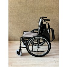 Bemor 4617 Özellikli Tekerlekli Sandalye Gri