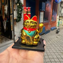 Çağıran Kedi Maneki Neko