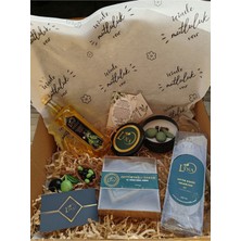 Lyna Set 1-4'lü Set (Kolonya-Mum-Sabun-Zeytinyağı)-->[100 ml Kolonya ve 100 ml Zeytinyağı Ile]