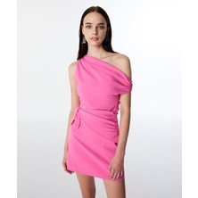 Asimetrik Kol Cut-Out Elbise TS1250002520033