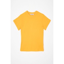 Bisiklet Yaka Koyu Sarı Renk Erkek Çocuk Tshirt