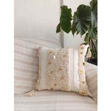Bohem El Yapımı Ekru Renk Pullu Model 43 x 43 Kırlent Kılıfı