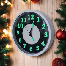 Fosforlu Gece Karanlıkta 5 Saat Parlayan Duvar Saati Siyah Beyaz 22 cm