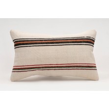 El Yapımı Kilimden Yapılmış Vintage Kırlent Kılıfı, Yün, 30X50 cm